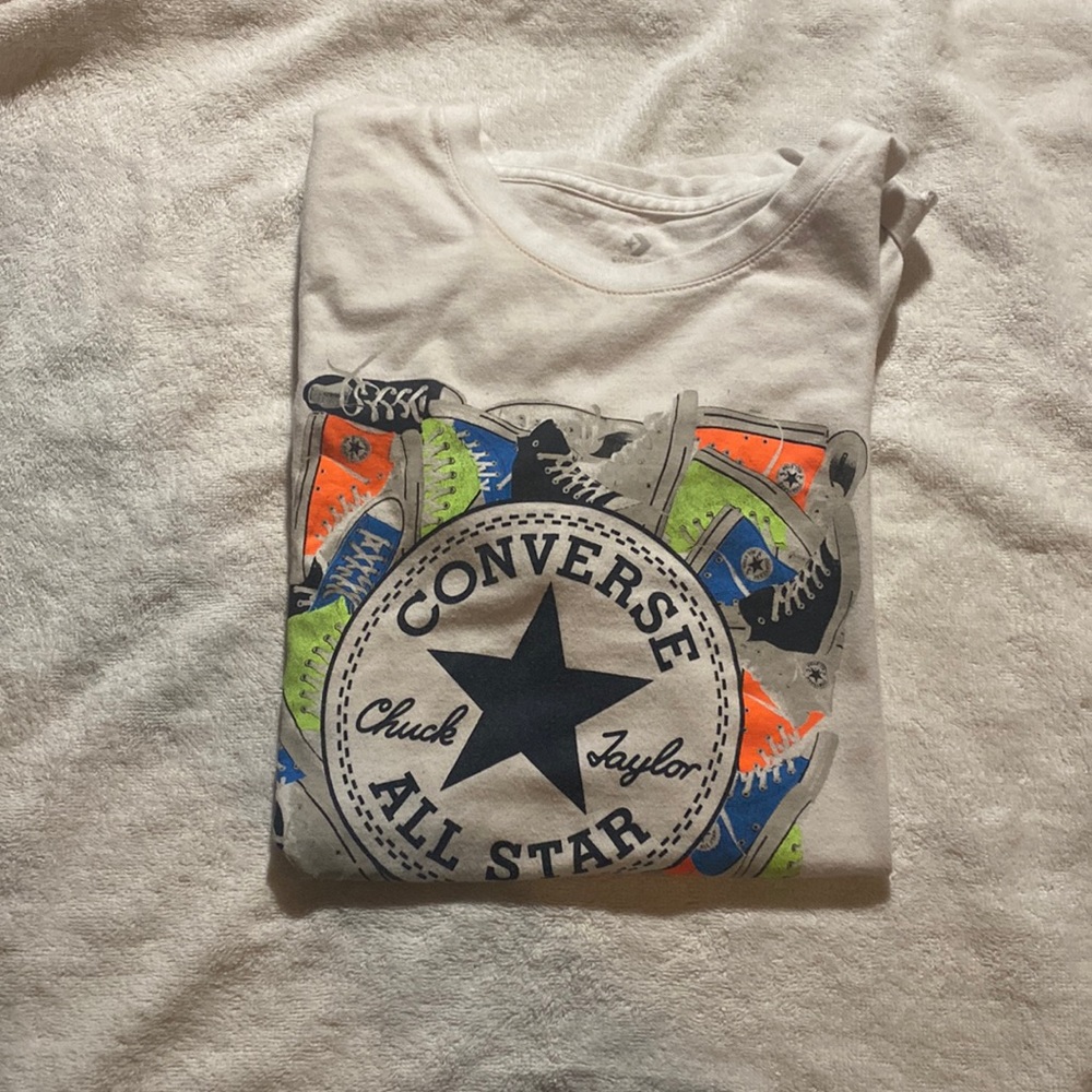 Converse t-shirt
